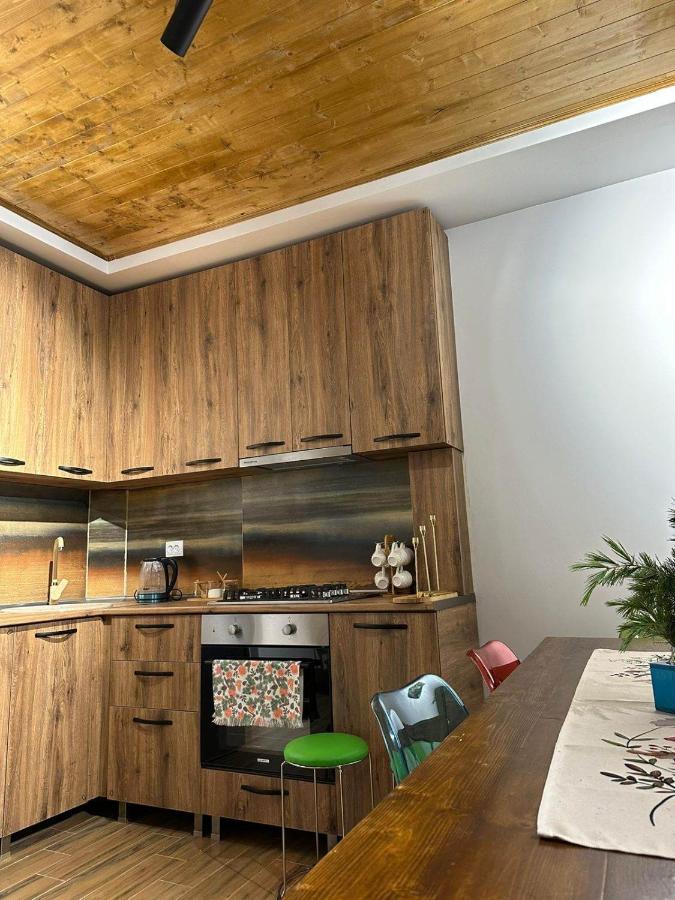 Woodstar/ტყის ვარსკვლავი